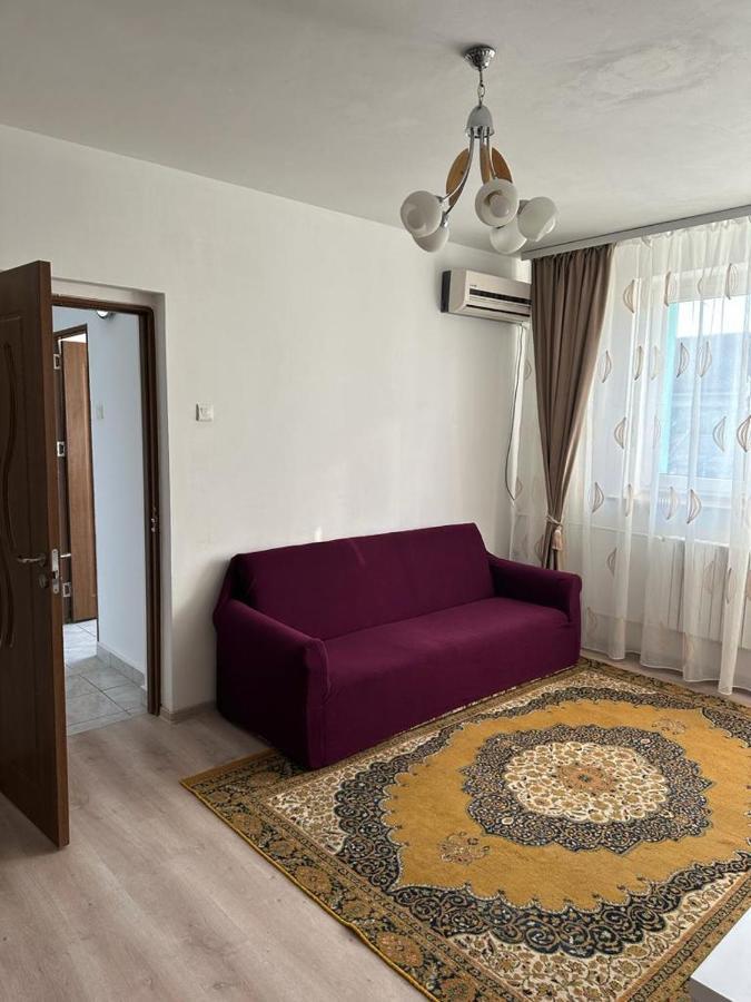 Velovan Apartment Craiova Exterior foto
